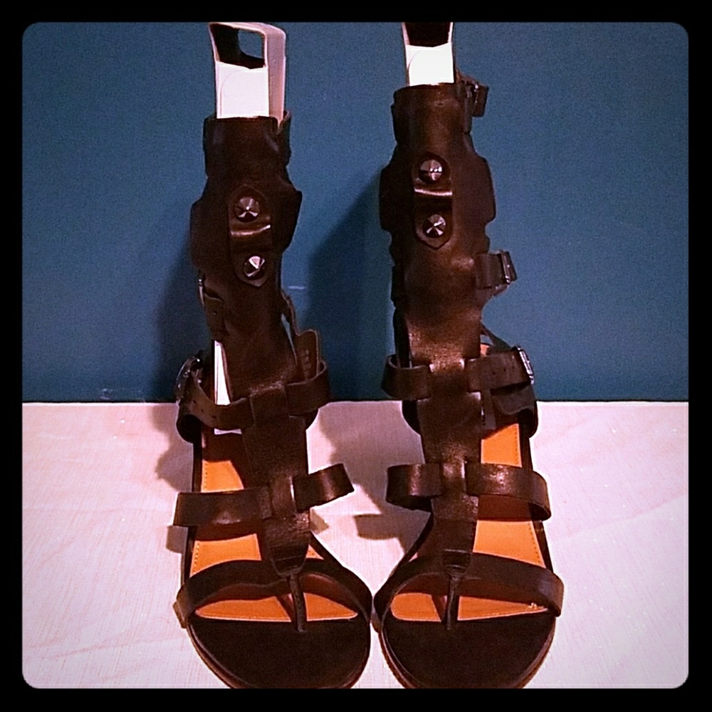Steve Madden Gladiator Shoes 7.5